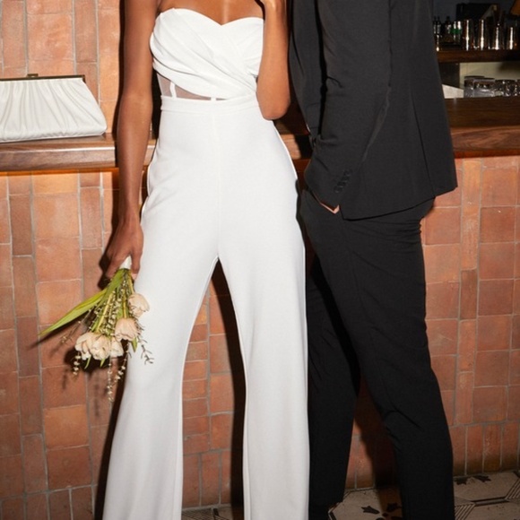 Lulus Dresses & Skirts - Lulus Surely Stunning Ivory Strapless Bustier Jumpsuit White - Size L